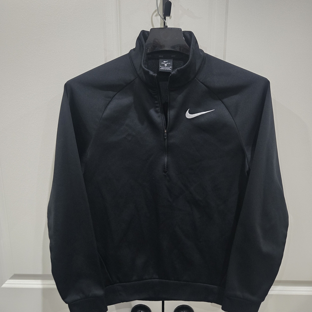 Nike Men's Black Q-Zip